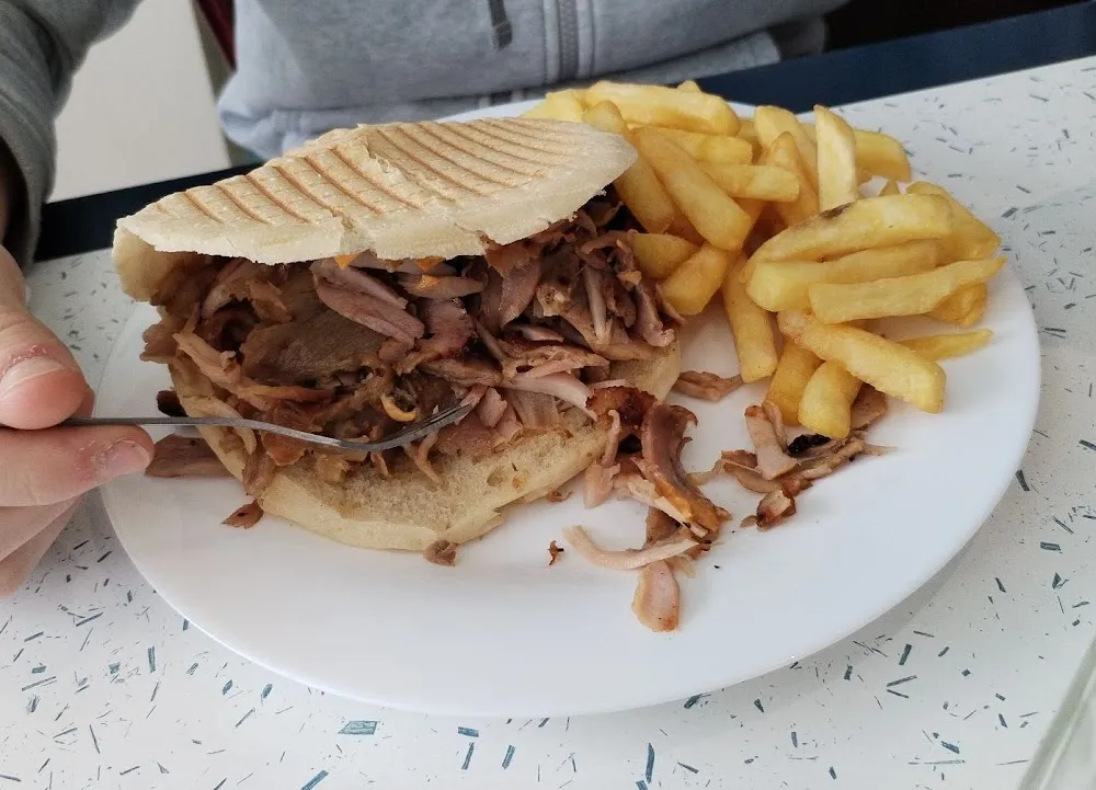 Viande Kebab de Veau Frites